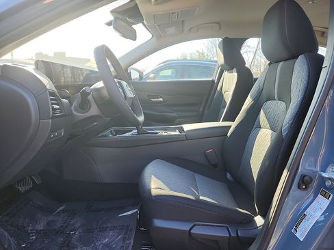 New 2026 Nissan Sentra SV w/ SV Convenience Package FWD image 6