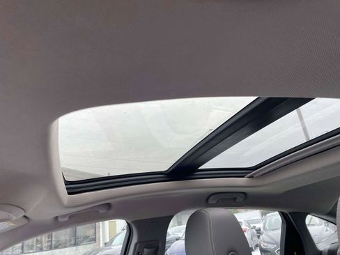 Used 2019 Chevrolet Impala LT image 8