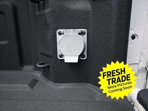 Used 2022 Chevrolet Silverado 1500 LTZ w/ LTZ Premium Package image 19