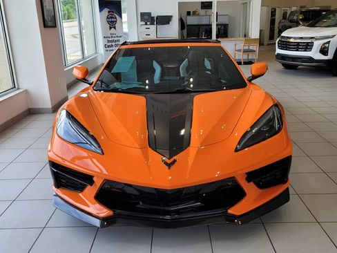 Used 2023 Chevrolet Corvette Stingray Preferred Cpe w/ Z51 Performance Package RWD image 4