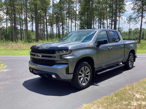 Used 2020 Chevrolet Silverado 1500 RST AWD/4WD image 1
