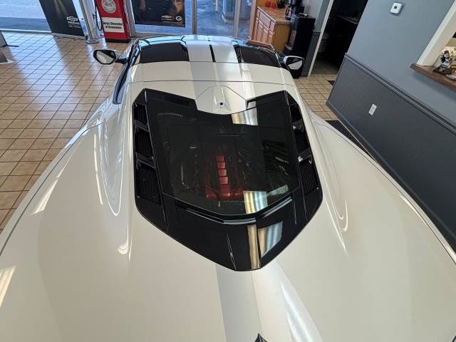 Used 2023 Chevrolet Corvette Stingray Premium Cpe w/ Z51 Performance Package RWD image 6