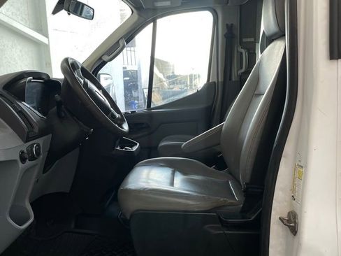 Used 2018 Ford Transit 350 XL image 11