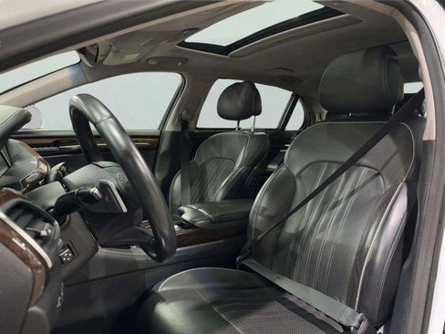 Used 2019 Genesis G90 5.0 Ultimate image 38