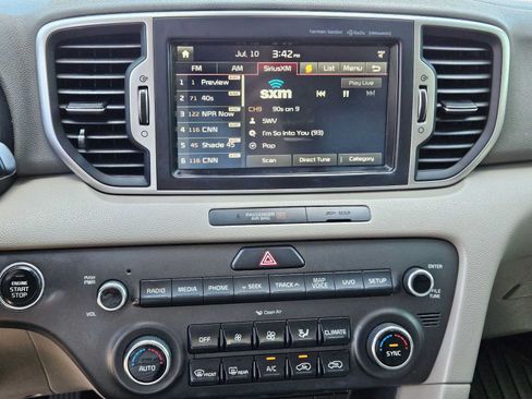 Used 2017 Kia Sportage EX w/ EX Technology Package FWD image 23