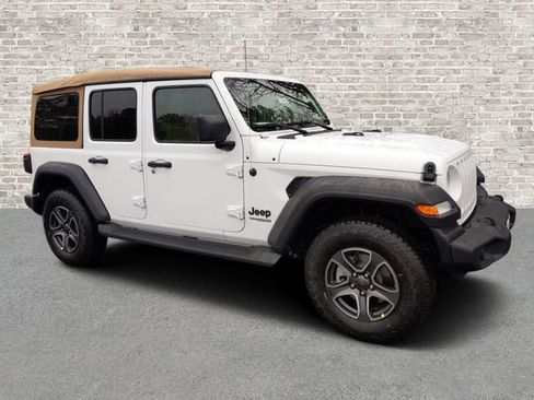 Used 2020 Jeep Wrangler Unlimited Sport image 1