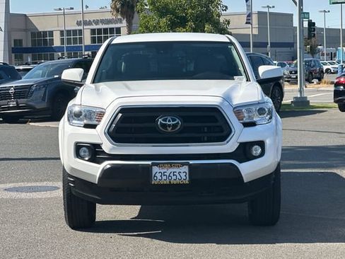 Used 2023 Toyota Tacoma SR5 RWD image 9