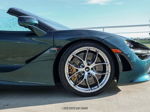 Used 2022 McLaren 720S Spider image 11