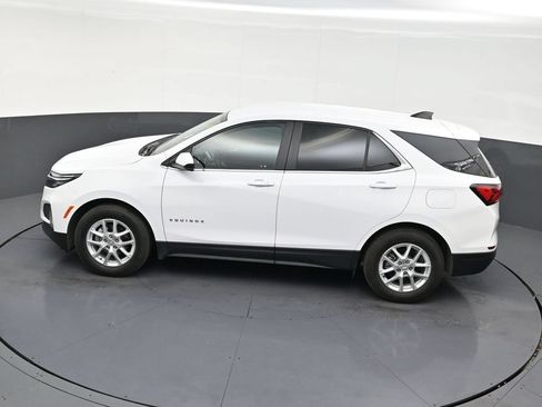Used 2021 Chevrolet Equinox LT FWD image 10