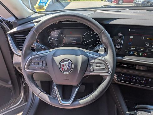 Used 2022 Buick Envision Preferred FWD image 8