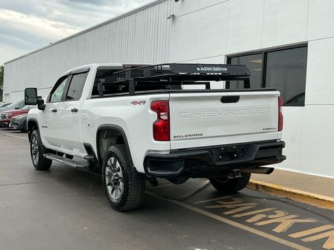 Used 2022 Chevrolet Silverado 2500 Custom w/ Custom Value Package AWD/4WD image 6