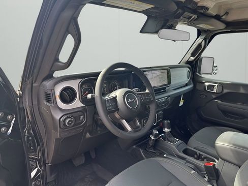 New 2025 Jeep Wrangler Sport S image 24