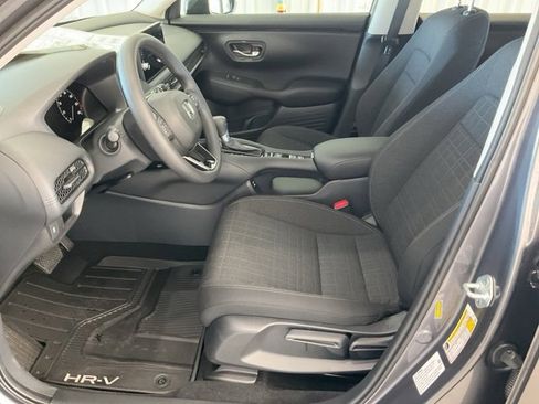 New 2026 Honda HR-V LX image 4