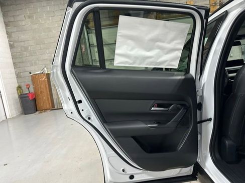 Used 2026 MAZDA CX-50 AWD 2.5 Hybrid w/ Weather Package image 14