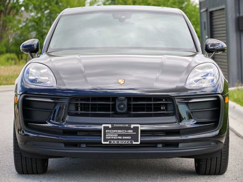 Certified 2026 Porsche Macan AWD/4WD image 13
