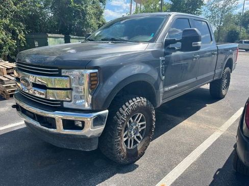Used 2018 Ford F250 Lariat AWD/4WD image 3