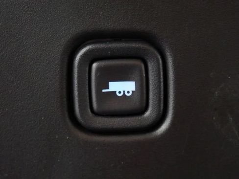 Used 2022 GMC Savana 2500 Extended RWD image 25