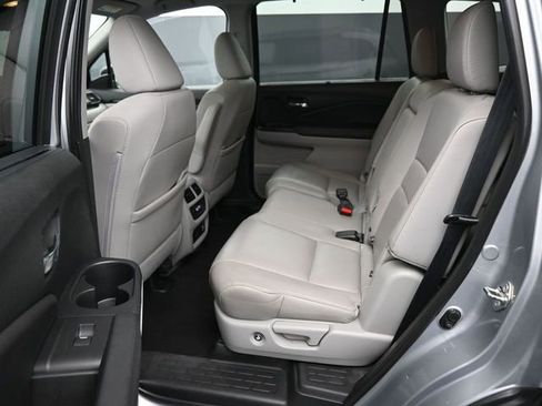 Used 2021 Honda Pilot Touring image 35