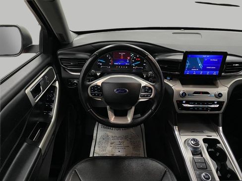 Used 2020 Ford Explorer XLT w/ Equipment Group 202A image 15