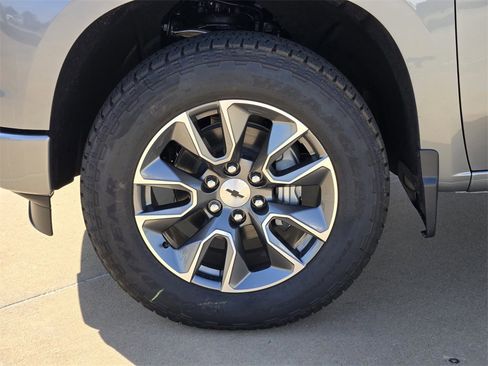 New 2026 Chevrolet Silverado 1500 RST w/ RST All Star Premium Package image 18
