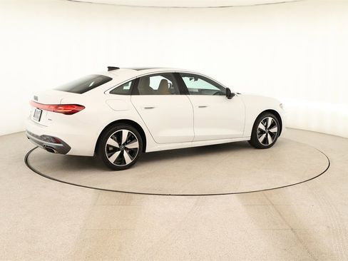 Used 2025 Audi A5 2.0T Prestige w/ 19" Wheel Package image 7