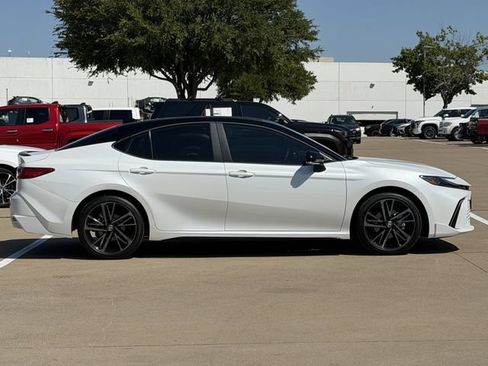 Used 2026 Toyota Camry XSE FWD image 3
