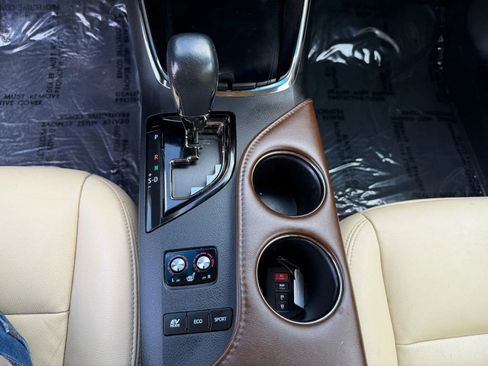 Used 2014 Toyota Avalon XLE Touring image 38