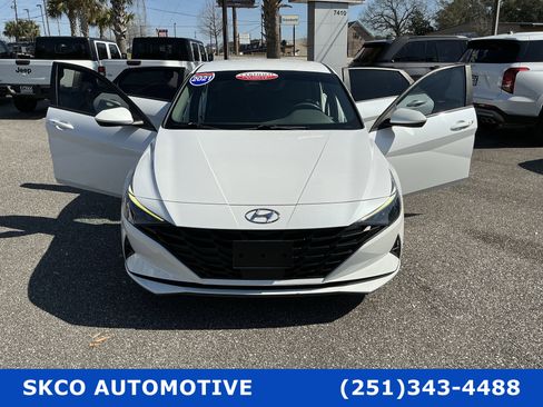 Used 2021 Hyundai Elantra SEL w/ Convenience Package image 28