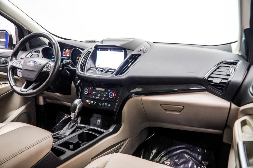 Used 2019 Ford Escape Titanium FWD image 20