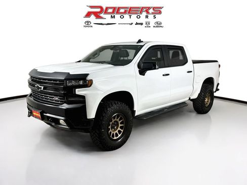Used 2022 Chevrolet Silverado 1500 LT Trail Boss w/ Convenience Package II AWD/4WD image 8