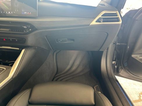 Used 2026 BMW 430i Convertible w/ M Sport Package RWD image 32