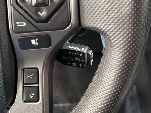 Used 2019 Toyota Tacoma SR5 image 19