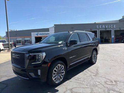 Used 2023 GMC Yukon Denali Ultimate AWD/4WD image 14