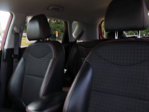 Used 2019 Kia Soul ! FWD image 20