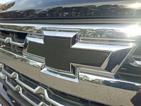 Certified 2024 Chevrolet Silverado 1500 LTZ image 30