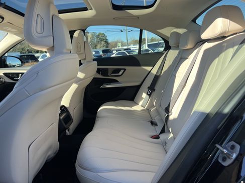 Certified 2025 Mercedes-Benz E 350 E 350 image 32