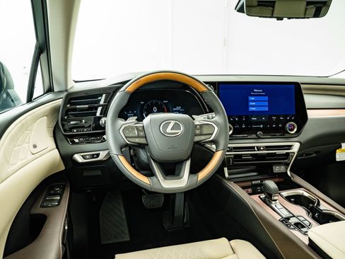 New 2026 Lexus RX 350 AWD image 33