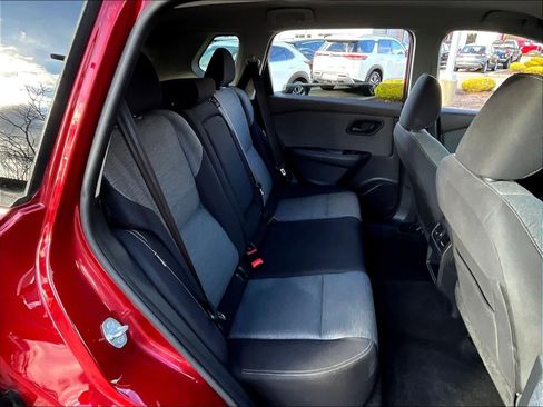 Used 2021 Nissan Rogue S image 16