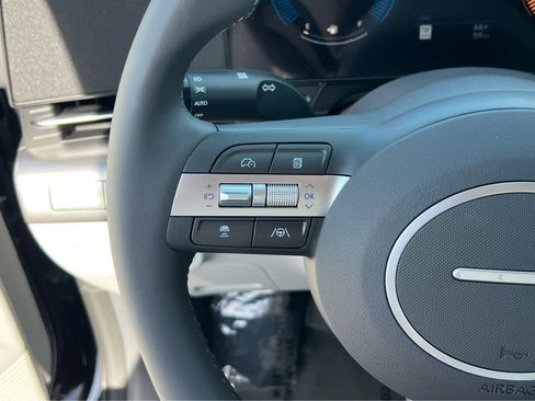 Certified 2026 Hyundai Kona SEL Sport AWD/4WD image 32