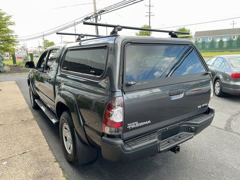 Used 2014 Toyota Tacoma 4x4 Double Cab w/ SR5 Package image 4