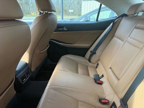 Used 2016 Lexus IS 300 AWD w/ Navigation System Package image 8