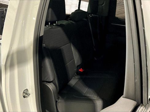 New 2026 GMC Sierra 1500 Elevation image 9