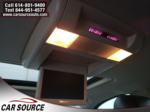 Used 2012 GMC Yukon XL SLT w/ Regional Value Package image 12