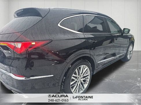 Used 2023 Acura MDX SH-AWD w/ Advance Package image 5