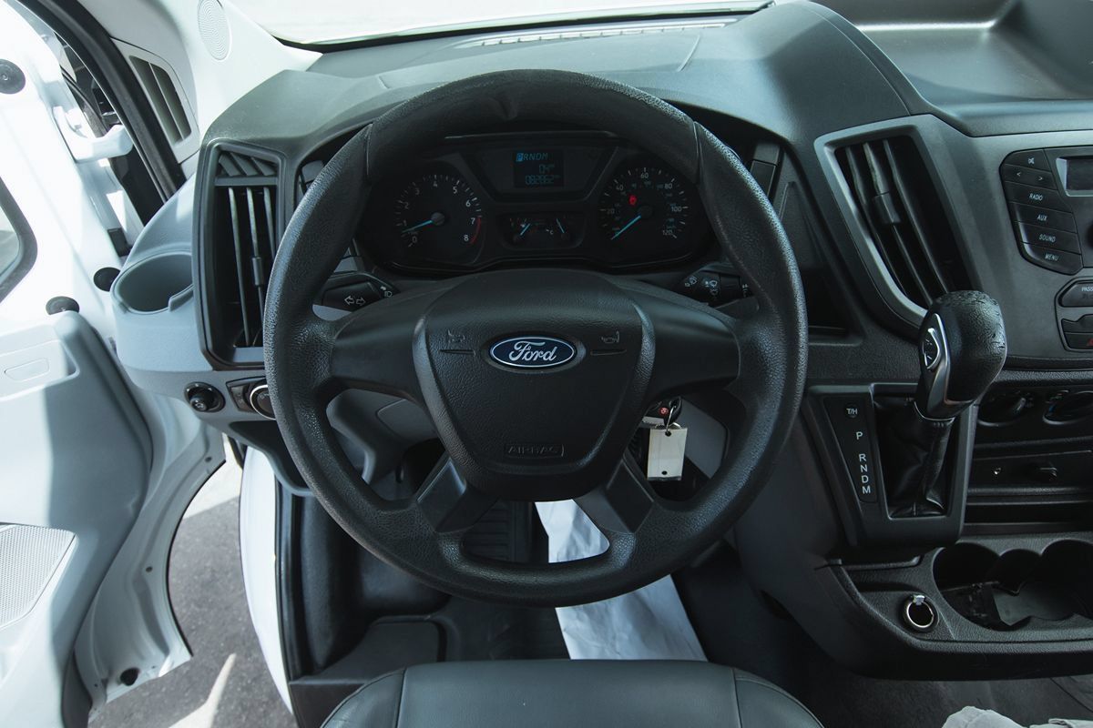 Used 2018 Ford Transit 250 138 RWD image 22