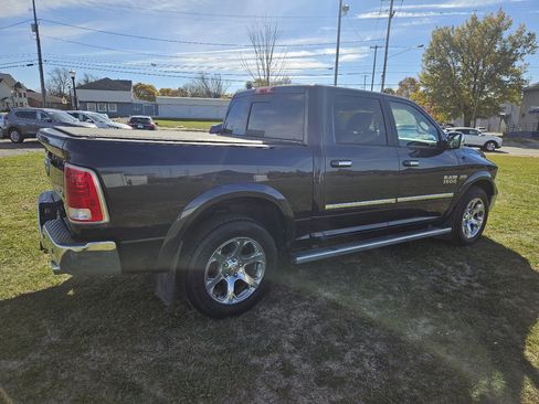 Used 2013 RAM 1500 Laramie w/ Convenience Group image 6