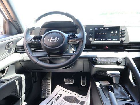 New 2026 Hyundai Elantra Sport FWD image 19