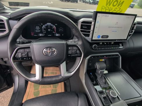 Used 2024 Toyota Tundra Platinum AWD/4WD image 27