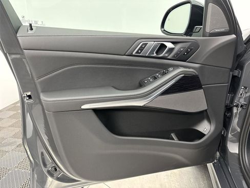 New 2026 BMW X5 xDrive50e image 26