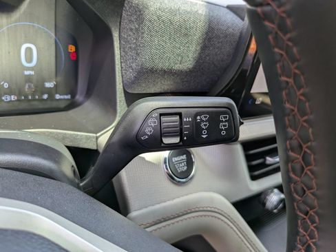 Used 2026 Ford Explorer Active w/ Active Comfort Package RWD image 33